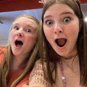 Meet your Posher, Ava